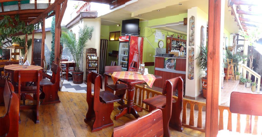Guest House Rosa Kiten  Exterior photo